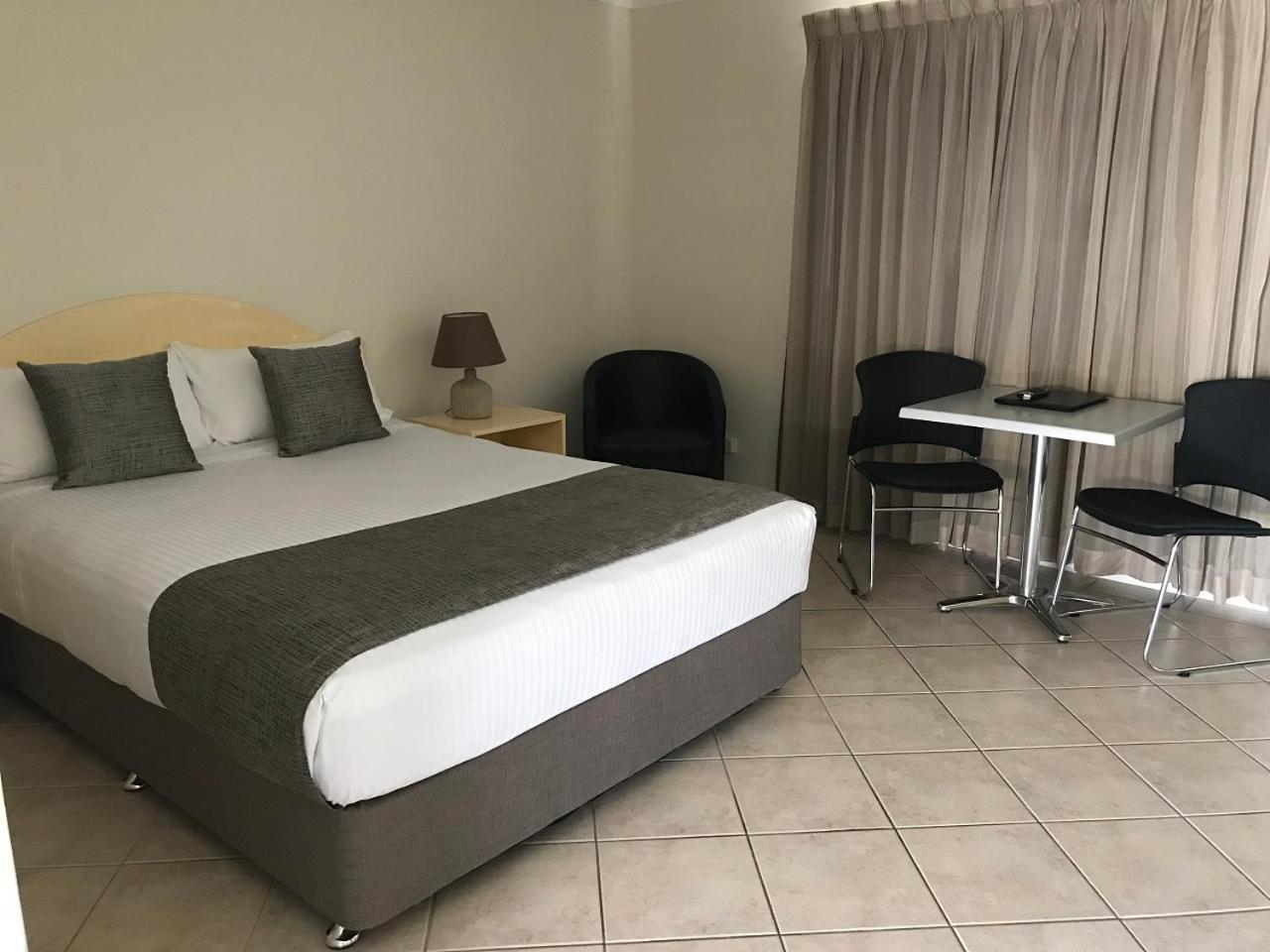 Rocky Gardens Motor Inn Rockhampton Exterior foto